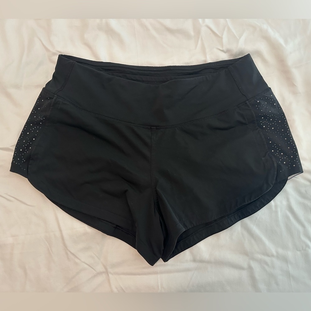Lululemon shorts in black